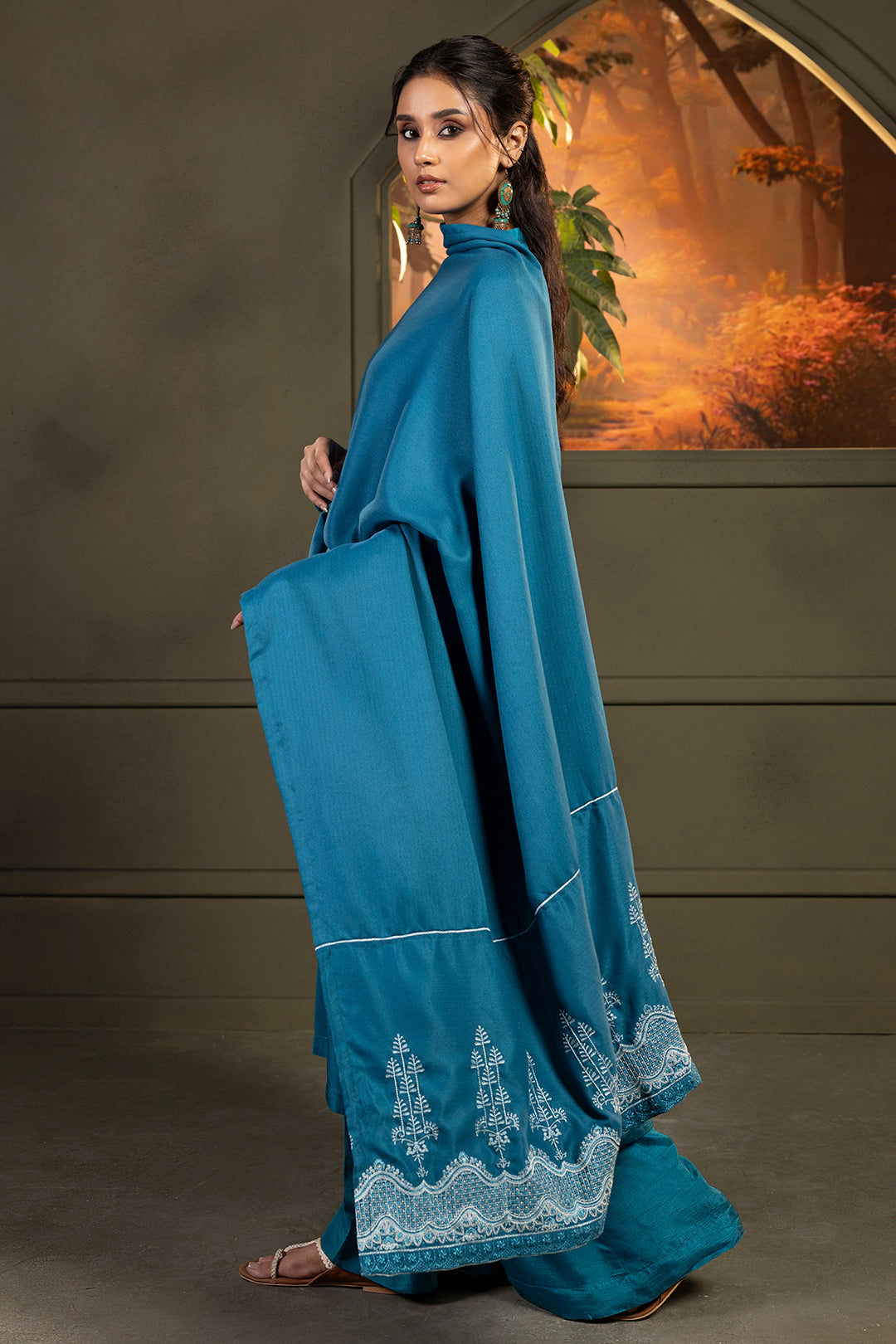 Embroidered Shawl - 0016